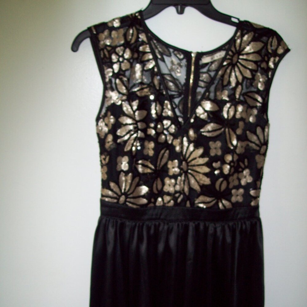 Black/Gold Sequins mi a mi Dress